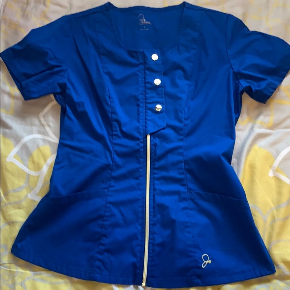 Jaanuu snap front scrub top in royal blue small
